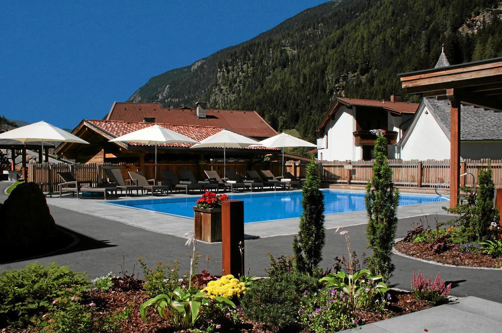 Hotel Wiese Sankt Leonhard im Pitztal Exterior foto